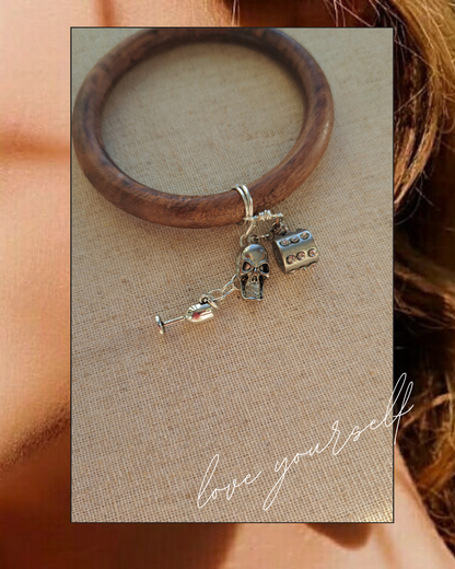 Skulltastic Silver Bangle