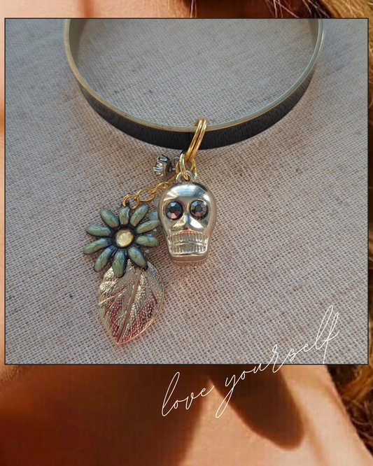 Skulltastic Gold Bangle